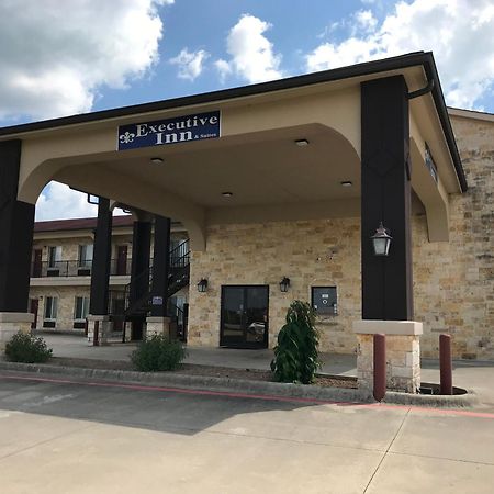 Executive Inn And Suites Pittsburg Exterior photo